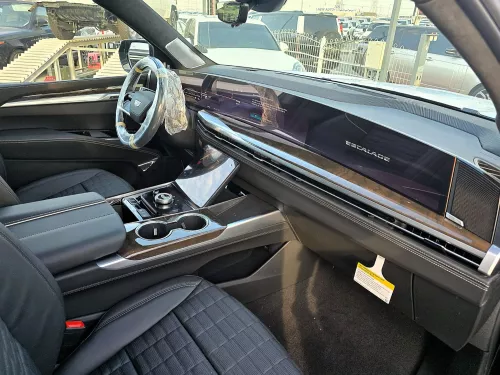  Cadillac Escalade Platinum 6.2L Petrol V8 4WD Sport 2026 Model Year Black Color Exterior