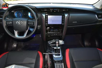 2023 TOYOTA FORTUNER LEGENDER 4.0L V6 PETROL