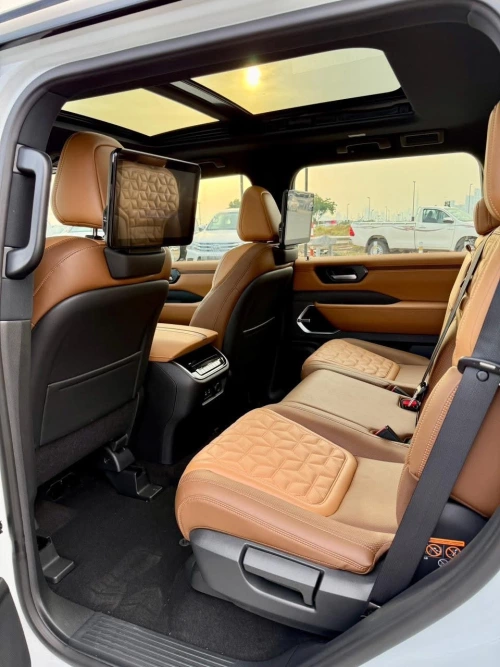 Nissan Petrol LE Platinum 3.5L Petrol 2026 Model Year White Color Exterior 