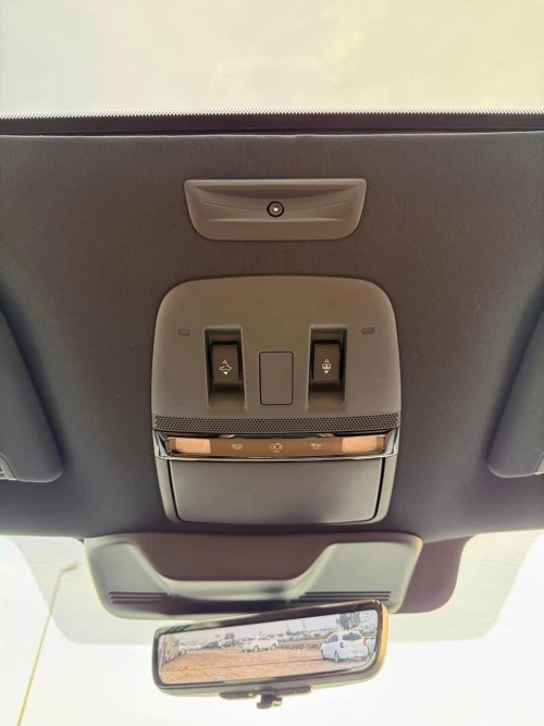 Nissan Petrol LE Platinum 3.5L Petrol 2026 Model Year White Color Exterior 