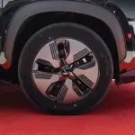Cherry ICAR EQ7 Fully Electric 2025 Model Year Black Color Exterior  - Thumbnail 15