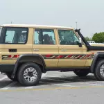 Toyota Land Cruiser LC76 Hardtop 4.0L V6 2025 - Beige - Thumbnail 6