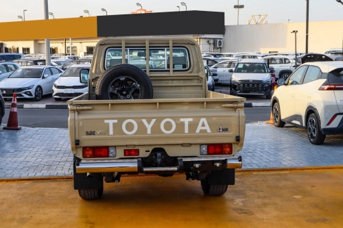 Toyota Land Cruiser LC79 Pickup 4.0L V6 2026 - Beige Manual