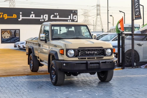Toyota Land Cruiser LC79 Pickup 4.0L V6 2026 - Beige Manual