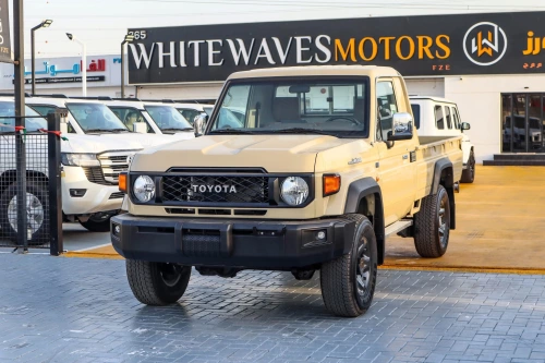 Toyota Land Cruiser LC79 Pickup 4.0L V6 2026 - Beige Manual