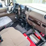Toyota Land Cruiser LC79 Pickup 4.0L V6 2026 - Beige Manual - Thumbnail 7