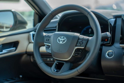 Toyota Camry LE 2.5L Hybrid 2025 Model Year Gray Color Exterior 