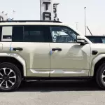 BYD Leopard 5 1.5L Hybrid 2025 Model Year Beige Color Exterior - Thumbnail 4