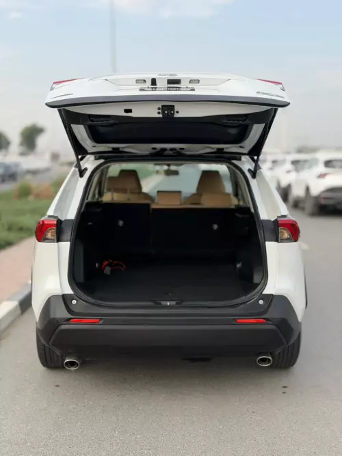 Toyota Rav4 2.5L Hybrid 2025 Model Year White Color Exterior 