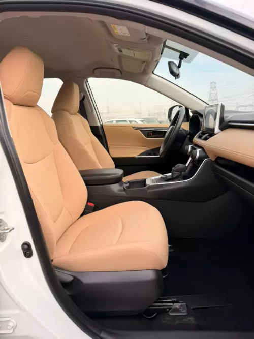 Toyota Rav4 2.5L Hybrid 2025 Model Year White Color Exterior 