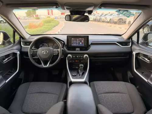 Toyota Corolla Cross 2.0L Hybrid 2022 Model Year White Color Exterior 