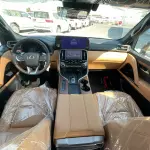 Lexus LX700h Signature 3.5l Hybrid - 2025  with Autopark  (Black / Tan) - Thumbnail 5