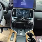 Lexus LX700h Signature 3.5l Hybrid - 2025 with Autopark  (Black / Red) - Thumbnail 10