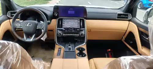 Lexus LX700h Signature 3.5l Hybrid  - 2025  with Autopark  (White/ Tan)