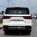 Lexus LX700h Signature 3.5l Hybrid  - 2025  with Autopark  (White/ Tan) - Thumbnail 22
