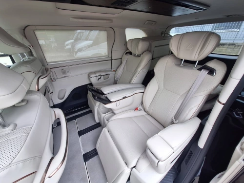 Lexus LM350h 2.5L Hybrid 7-Seater 2026 Model Year - Black