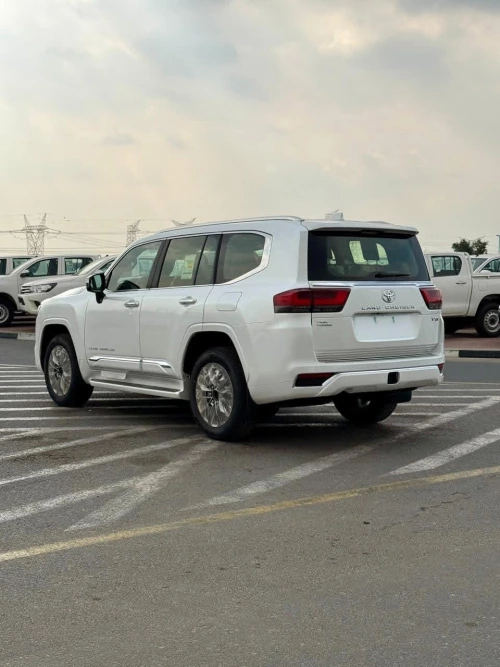Toyota Land Cruiser VX.R 3.5L Petrol 2026 Model Year White Color Exterior 