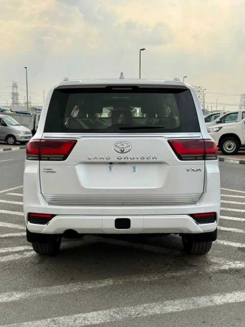 Toyota Land Cruiser VX.R 3.5L Petrol 2026 Model Year White Color Exterior 