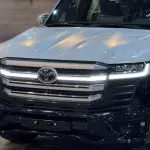Toyota Land Cruiser LC300 VX.R 3.5L Petrol 2026 - Black (Oman Specs) - Thumbnail 3