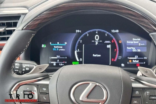 Lexus LX700h VIP 3.5L V6 Twin-Turbo Hybrid 2026 Model Year - White / Tan