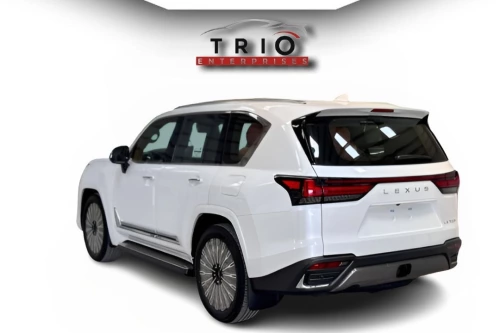 Lexus LX700h VIP 3.5L V6 Twin-Turbo Hybrid 2026 Model Year - White / Tan