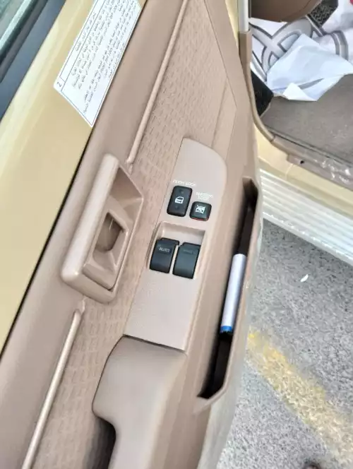 Toyota Land Cruiser LC79 Single Cab 2026 Model Year 4.0L Petrol Automatic - Beige
