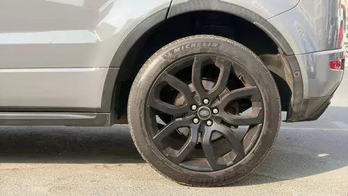 Range Rover Evoque 2.0L Turbo GCC 2015 - Nardo Grey