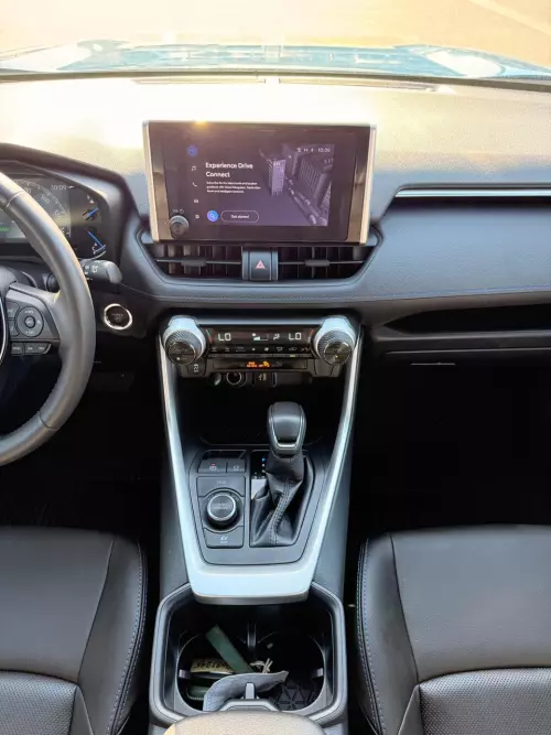 Toyota Rav4 SE 2.5L Hybrid 2023 Model Year Blue Color Exterior 