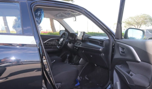 Suzuki Swift GLX Petrol FWD 2026 Model Year Black Color Exterior