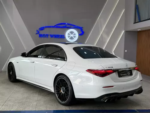 Mercedes-Benz S63 AMG 2024 - White / Red - Carsooq