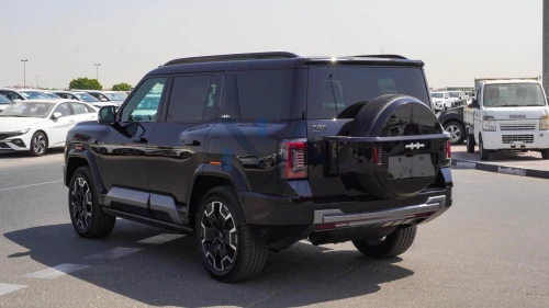 BYD Leopard 8 Ultra 2.0L Hybrid 2025 Model Year Black Color Exterior