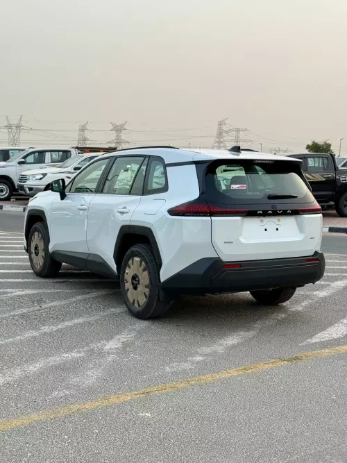 Toyota RAV4 Limited 2.5L 4x4 Automatic 2026 - White