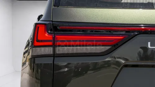 Lexus LX700 BH 2026 Twin-Turbo Hybrid Elite - Green