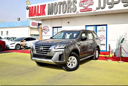 Nissan Xterra 2.5L Automatic 2022 - Silver