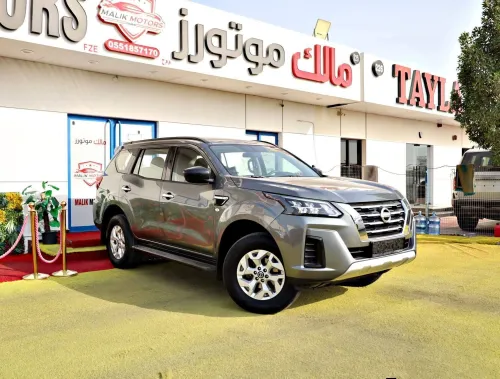 Nissan Xterra 2.5L Automatic 2022 - Silver