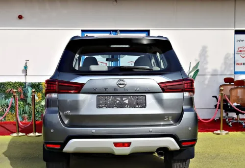Nissan Xterra 2.5L Automatic 2022 - Silver