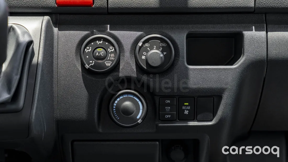 Toyota HiAce HR 2.8L Turbo Diesel Manual 2025 Passenger Van - Photo 20