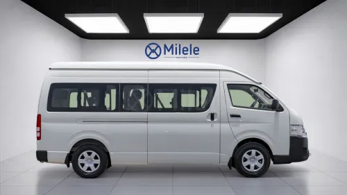 Toyota HiAce HR 2.8L Turbo Diesel Manual 2025 Passenger Van