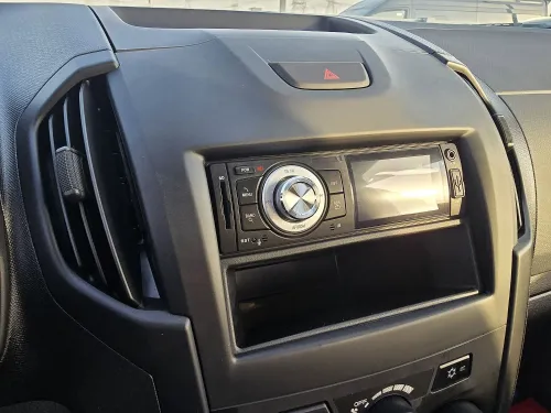 Isuzu D-MAX S.C STD Turbo Diesel Manual 2025 - Silver
