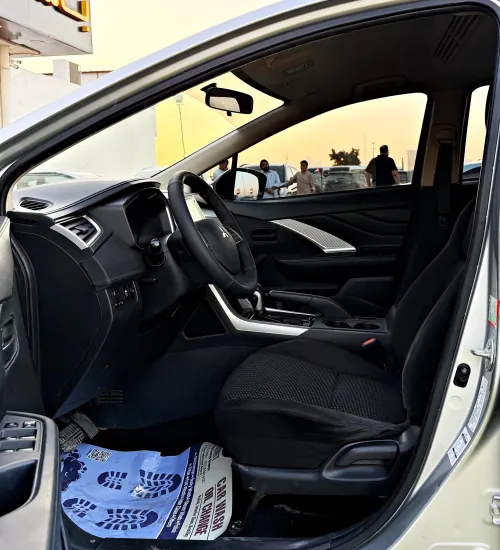Mitsubishi Xpander 1.5L Automatic 2024 - Silver