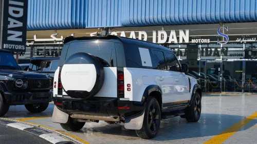 Land Rover Defender 110 P400 SE 2024 - White