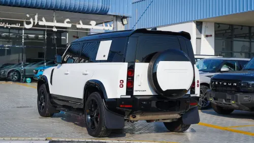 Land Rover Defender 110 P400 SE 2024 - White
