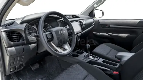 TOYOTA HILUX DC MODEL YEAR 2026 WHITE COLOR