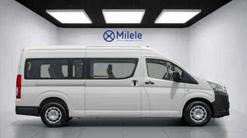 TOYOTA HIACE HR 13 SEATER MODEL YEAR 2026 WHITE COLOR