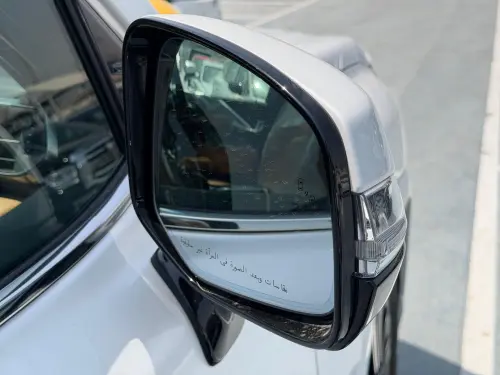 Lexus LX700H Signature 3.5L TT HEV 2026 White Color Exterior