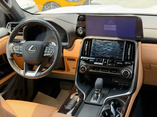 Lexus LX700H Signature 3.5L TT HEV 2026 White Color Exterior