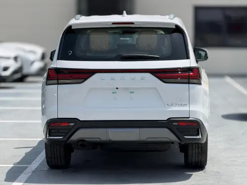 Lexus LX700H Signature 3.5L TT HEV 2026 White Color Exterior