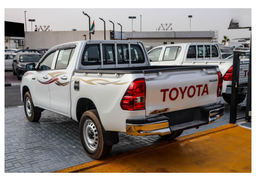 Toyota Hilux Double Cab Automatic 2.7L 2026 - White