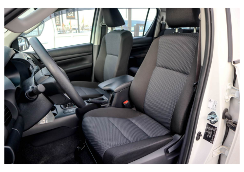 Toyota Hilux Double Cab Automatic 2.7L 2026 - White