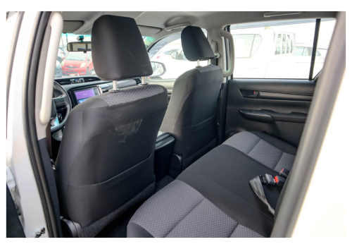 Toyota Hilux Double Cab Automatic 2.7L 2026 - White